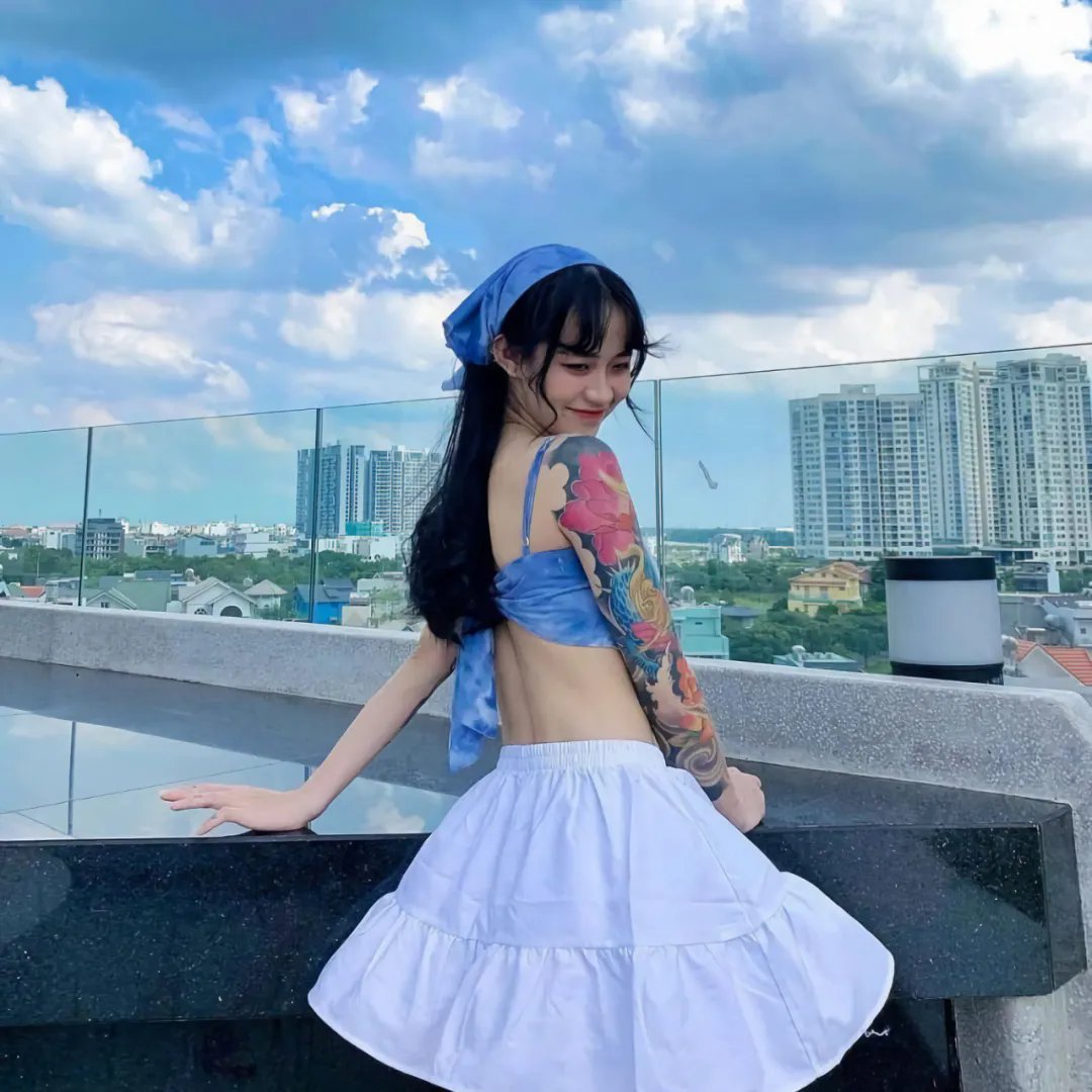 带枪的人